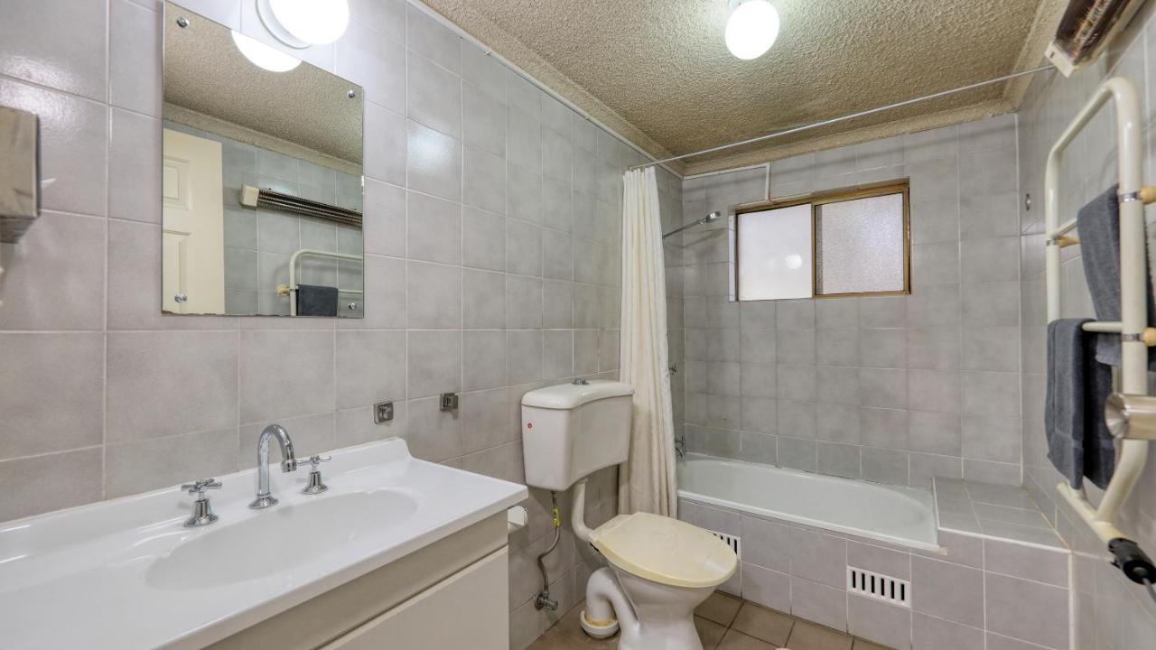 Hamilton Hume Motor Inn Yass Bagian luar foto