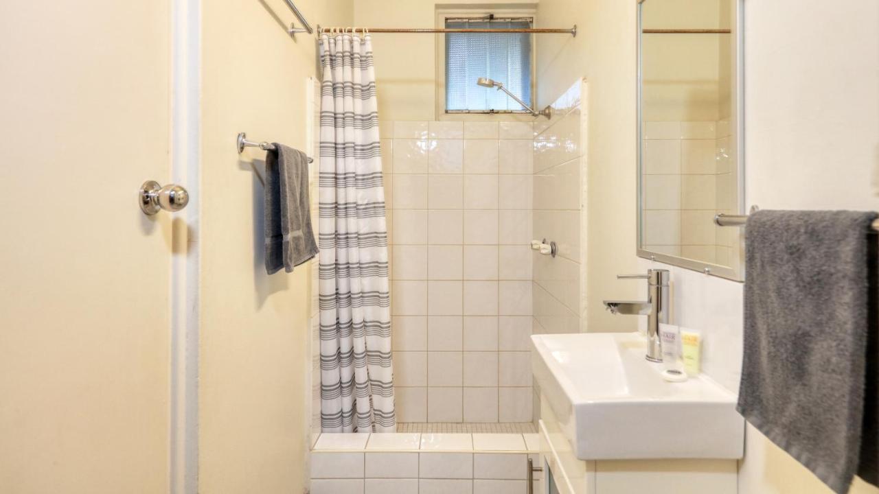 Hamilton Hume Motor Inn Yass Bagian luar foto