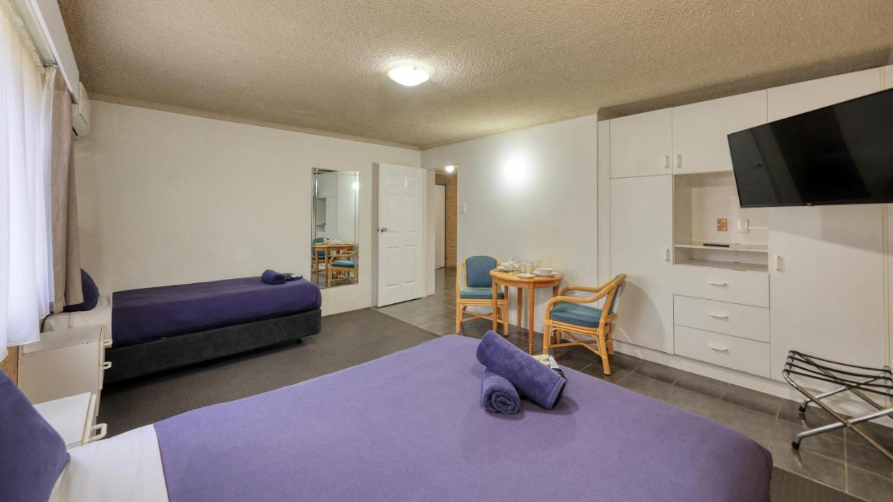 Hamilton Hume Motor Inn Yass Bagian luar foto